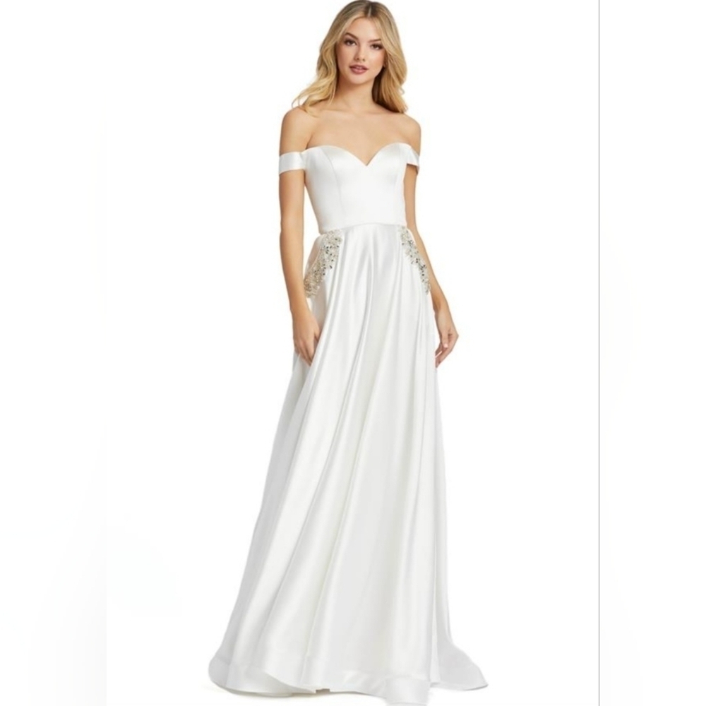 NWT Mac Duggal, Off Shoulder Gown, White, Size 4 - $398